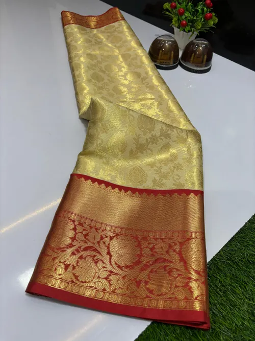 Regal Kanchi Pattu Silk Saree with All-Over Weaving & Brocade Blouse